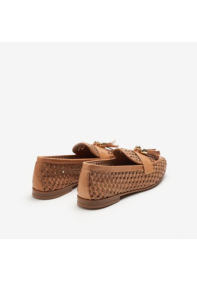 Cookıebutter Klasik Ayakkabı Kadın 95v6 Frau Woven Leather Loafers Wıth Tassels Kahverengi