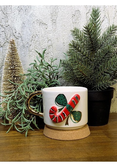 24 Ayar Altın Dekorlu,yeni Yıl Yılbaşı Noel Baston Şeker Kabartmalı, El Yapımı Hediyelik Mug Beyaz - Çok Renkli 24 Ayar Altın Dekorlu,yeni Yıl Yılbaşı Noel Baston Şeker Kabartmalı, El Yapımı Hediyelik Mug Beyaz - Çok Renkli
