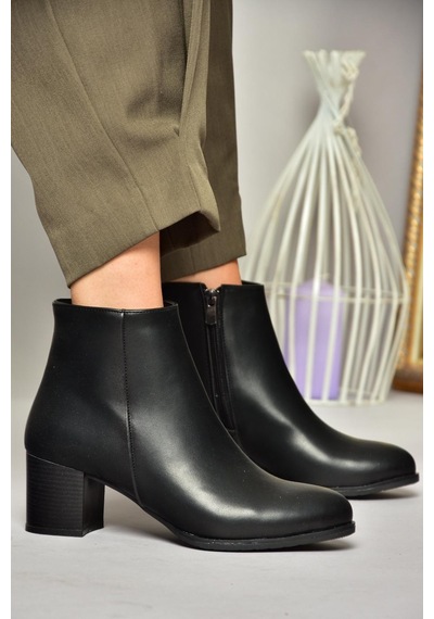 Fox Shoes T820180009 Siyah Kalın Topuklu Kadın Bot Siyah Fox Shoes T820180009 Siyah Kalın Topuklu Kadın Bot Siyah
