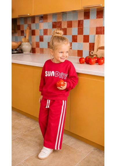 Elzo Collection Kız Çocuk Sunday Üst Baskılı Sweatshirt 3 İplik Kumaş Alt Üst Takım Kırmızı - Beyaz Elzo Collection Kız Çocuk Sunday Üst Baskılı Sweatshirt 3 İplik Kumaş Alt Üst Takım Kırmızı - Beyaz