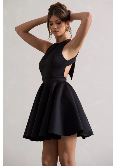 Fashion Cocktail Dalgıç Kumaş Boyun Ense Bağlamalı Skater A Form Kloş Etek Tasarım Kokteyl Gece Elbisesi Siyah Fashion Cocktail Dalgıç Kumaş Boyun Ense Bağlamalı Skater A Form Kloş Etek Tasarım Kokteyl Gece Elbisesi Siyah