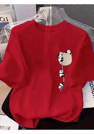 Sevimli Panda Grafikli İpli Cep Detaylı Kısa Kollu Oversize Unisex Bisiklet Yaka Tişört Kirmizi Sevimli Panda Grafikli İpli Cep Detaylı Kısa Kollu Oversize Unisex Bisiklet Yaka Tişört Kirmizi