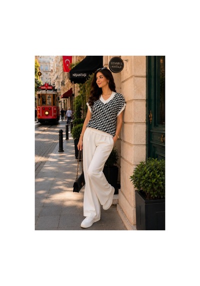 Hira Life Fashion Sfg Life Moda Kadın V Yaka Kare Desenli Şık Süveter Siyah Siyah