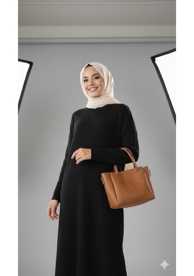 Sonbaharmoda Kadın Uzun Triko Elbise %100 Akrilik Bisiklet Yaka Rahat Ve Şık Kışlık Model Siyah Sonbaharmoda Kadın Uzun Triko Elbise %100 Akrilik Bisiklet Yaka Rahat Ve Şık Kışlık Model Siyah