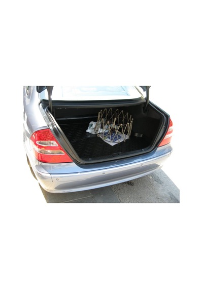 Mercedes E Kasa W212 Kasa 2010-16 Bagaj Havuzu Kokusuz Kaucuk 3D