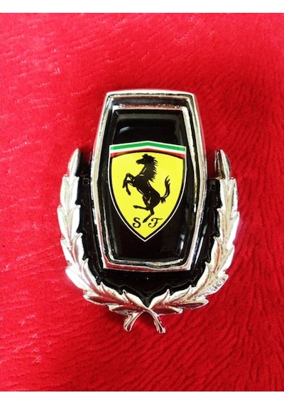 Metal Arma Ferrari