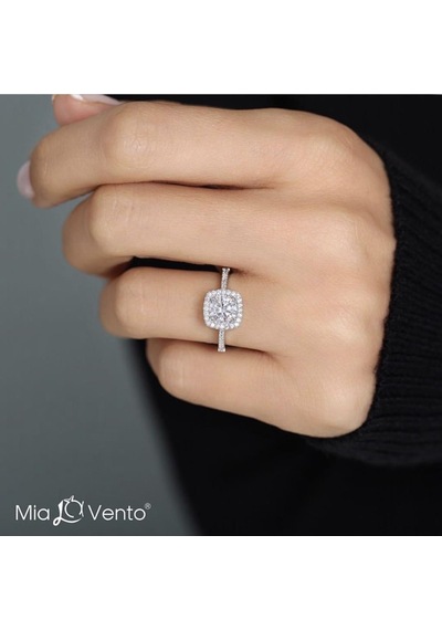Mia Vento 1.00 Karat Kare Tektaş Gümüş Yüzük