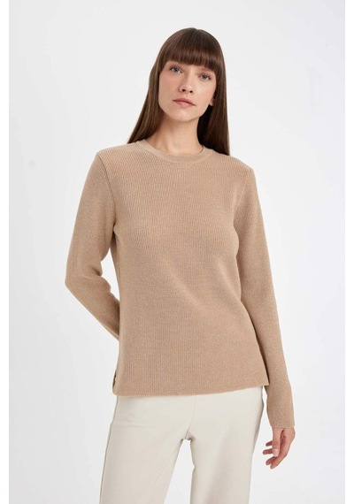 DeFacto Regular Fit Bisiklet Yaka Simli Kumaş Triko Kazak D0405AX24WNBG647 Bej