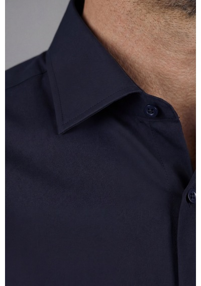 Bisse Modern Fit Klasik Yaka Lacivert Cepsiz Erkek Gömlek Gmkls4kc242058 D39