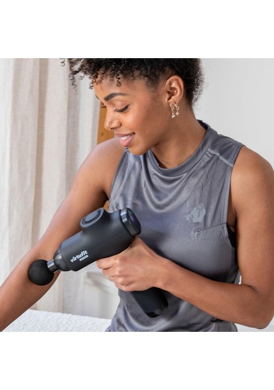 Virtufit M3 Pro Premium Masaj Tabancası - 6 Aparat - Şarj Edilebilir - Kas Masajı - Kablosuz - Saklama Kutusu Dahil - Profesyonel