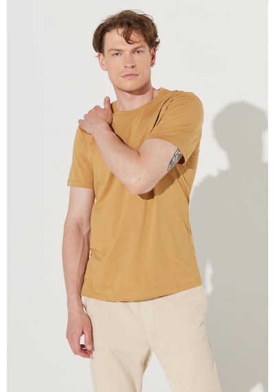 Ac&Co / Altınyıldız Classics Erkek Hardal Slim Fit Dar Kesim %100 Pamuk Bisiklet Yaka Kısa Kollu Tişört Hardal