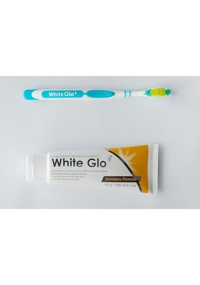 White Glo Beyazlatıcı Diş Macunu, Sigara İçenlere Özel, 100 Ml
