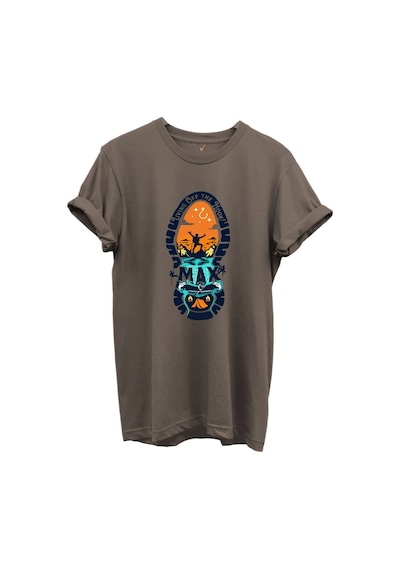 Balıkçılık Ve Macera Tema Baskılı %100 Pamuk Regular Fit Bisiklet Yaka Unisex T-shirt Kahverengi