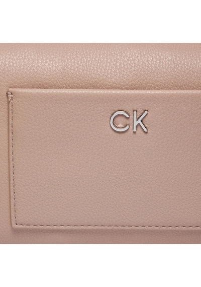 Calvın Kleın Kadın Omuz Çantası K60k612274-pe1 K60k612274-pe1 Kahverengi Kahverengi