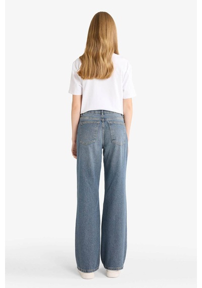 Defacto Sergio Regular Fit Normal Kalıp Normal Bel Boru Paça Jean Pantolon W6868az25aunm40 Siyah