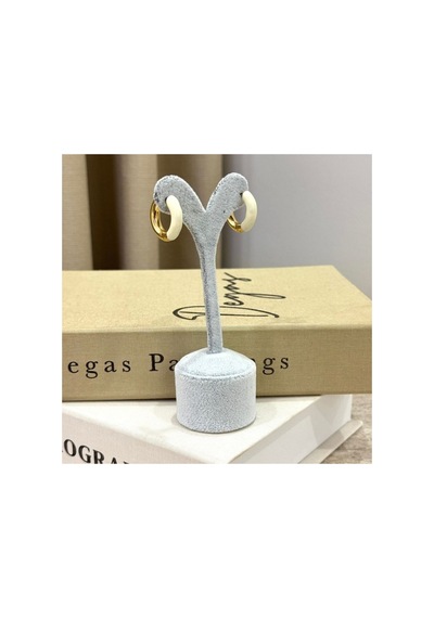 Gold Ve Beyaz Mineli Halka Küpe - Modern Ve Minimalist Tasarım Krem