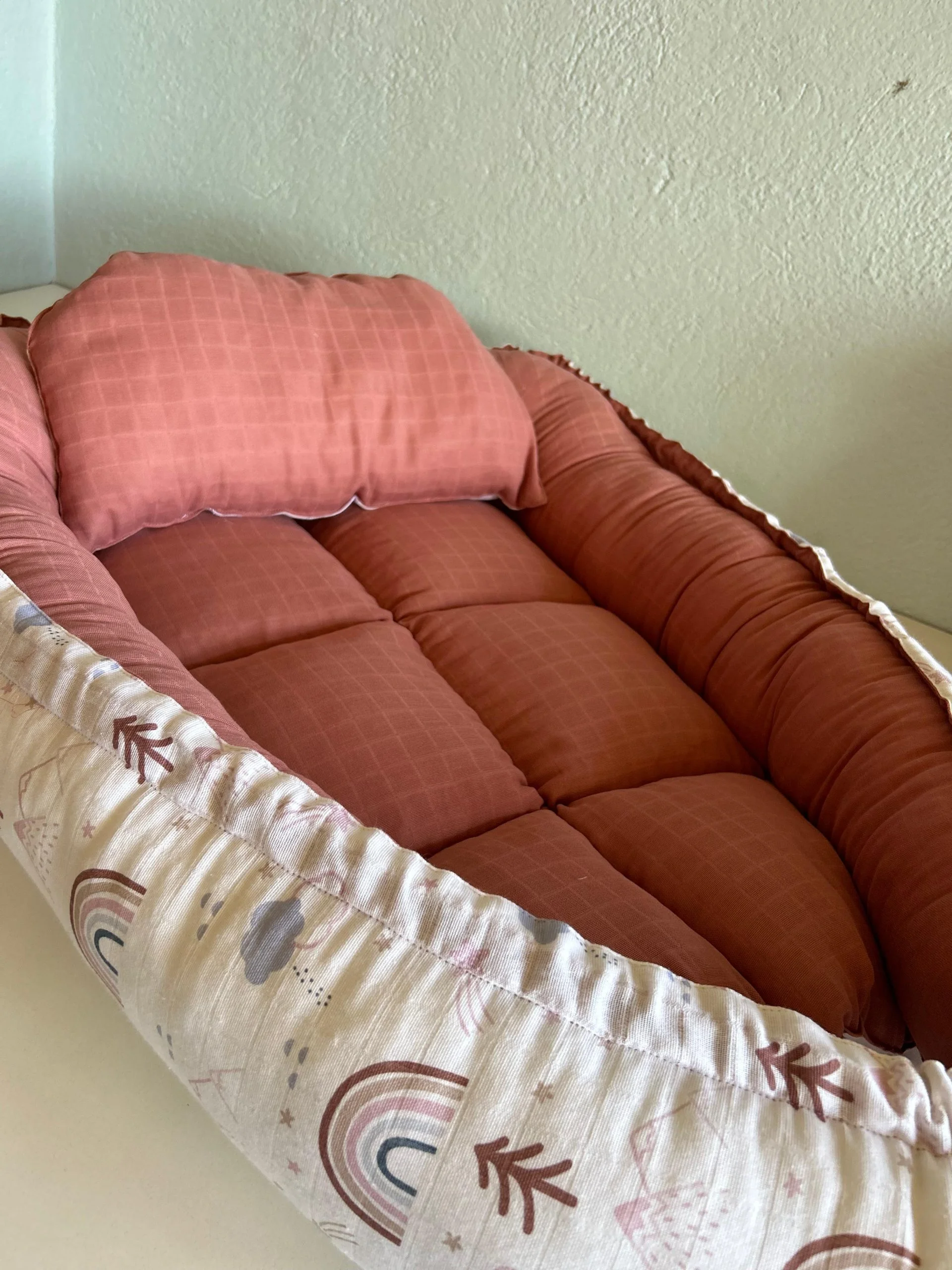%100 Pamuk Çok Amaçlı Çift Katlı Çift Kullanımlı Müslin Anne Yanı Yatağı Kiremit 40 x 90 x 10 CM