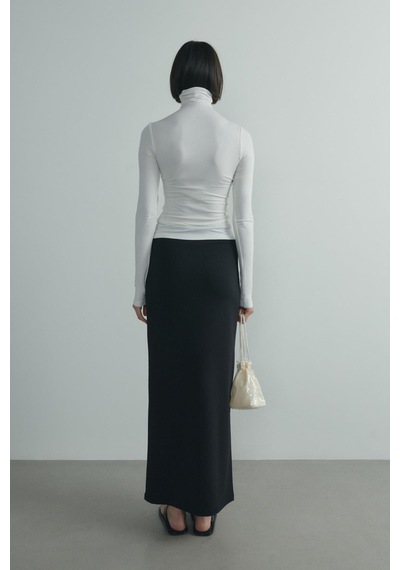 Suud Collection Ekru Boğazlı Body