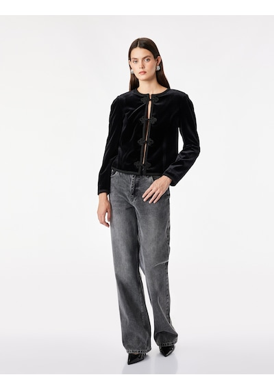 Koton Slim Fit Vatkalı Bisiklet Yaka Uzun Kollu Süslü Düğmeli Kadife Ceket Siyah 7wak10033uk