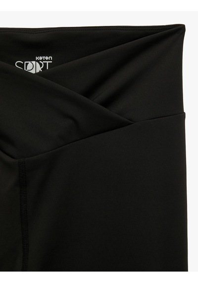 Koton Yüksek Bel Slim Fit Kemer Detaylı Spor Tayt Siyah 6sak40462nk