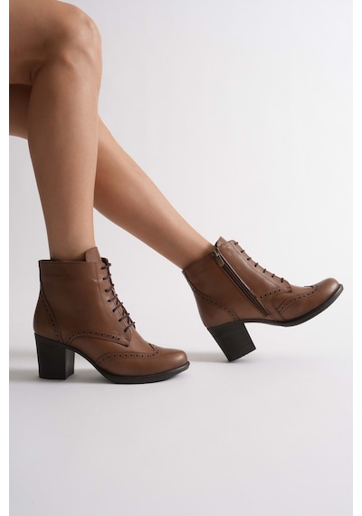 Analin Shoes Kadın Hakiki Deri Lazer Detaylı Bağcıklı Bot Ceviz