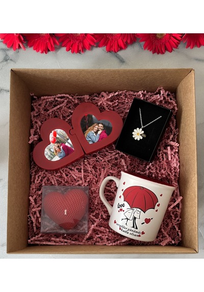 Bk Gift Kişiye Özel Kalp Puzzle Çerçeve & Sevgililer Günü Tasarımlı Kupa & Kalp Mum & Papatya Kolye Hediye Kutulu Set, Sevgiliye Hediye, Yıl Dönümü He