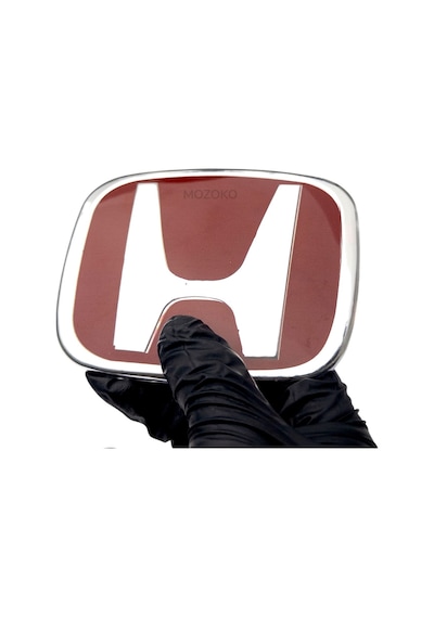 Honda Civic Fd 6 Kırmızı Arka Bagaj Amblemi 12 X 10 Cm Geçmeli Ve Yapıştırmalı Arma