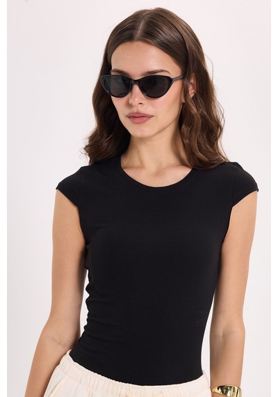 Tudors Kadın Slim Fit Dar Kesim Pamuklu Likralı Bisiklet Yaka Ay Kol Siyah Tişört-51121