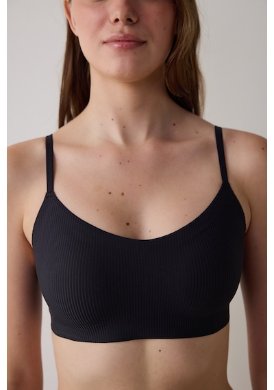 Penti Siyah Fit Dikişsiz Balensiz Push Up Sütyen
