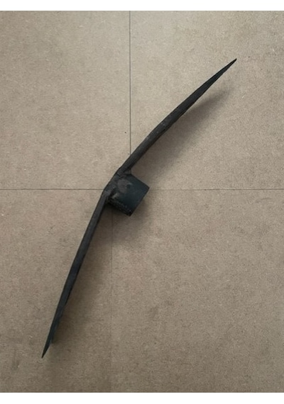 BCN SİVRİ KAZMA DÖVME ÇELİK ORMANCI KAZMASI MADENCİ KAZMASI 48CM