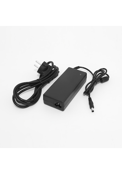 Frisby Fpa-7228Sm Samsung Uyumlu 19V 4.74A 90W 5.5X3.0Mm Laptop Adaptör