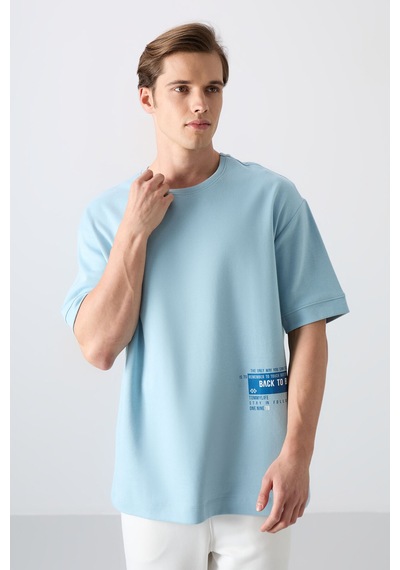 Tommy Life Açık Mavi Pamuklu Kalın Yumuşak Dokulu Oversize Fit Baskılı Erkek T-shirt - 88322 Açik Mavi Tommy Life Açık Mavi Pamuklu Kalın Yumuşak Dokulu Oversize Fit Baskılı Erkek T-shirt - 88322 Açik Mavi