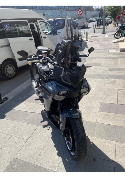2025-26 Yamaha Tracer 9 / Gt Ön Cam Açık Füme 54cm 4mm Zeus Acik Füme