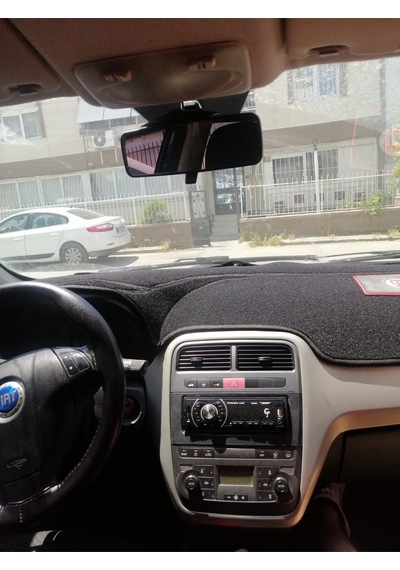 Fiat Grande Punto Modellerine Uygun Torpido Koruma Halısı Siyah Kenar Renk Siyah