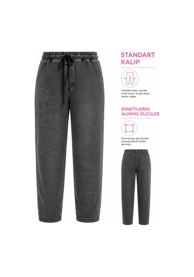 Trieste Büyük Beden Yüksek Bel Taş Yazı İşlemeli Beli Lastikli Bağcıklı Denim Kadın Pantolon Antrasit Trieste Büyük Beden Yüksek Bel Taş Yazı İşlemeli Beli Lastikli Bağcıklı Denim Kadın Pantolon Antrasit