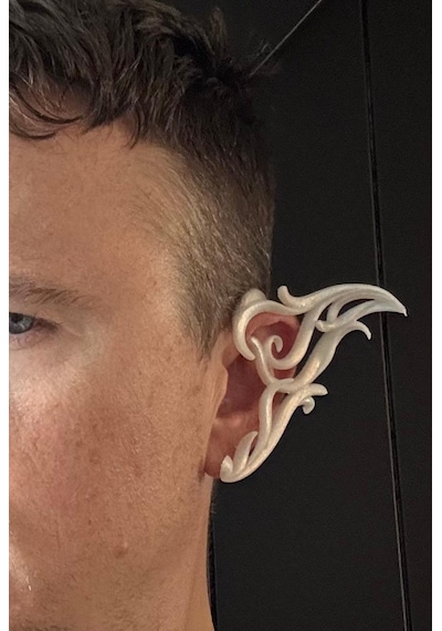 Fantastik Elf Kulağı Görünümlü Bej Renkli Sarmal Tasarım Hafif Earcuff Küpe Bej