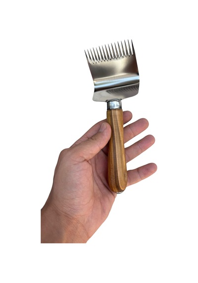 Krom Sır Tarağı Ahşap Saplı