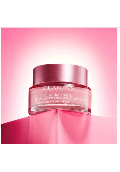 Clarins Multi Active -in Etkileriyle Savaşan Nemlendirici Spf 15 50 Ml