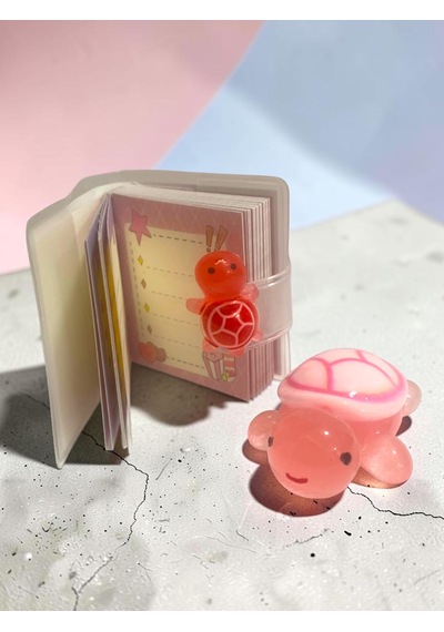 Mini Anahtarlıklı Not Defteri 5x4 Cm Ve Sevimli Kaplumbağa Figür 5x4 Cm - Pembe
