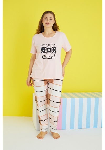 Siyah İnci Curve Büyük Beden Battal Boy Örme Pijama Takımı 24103660 Çok Renkli Siyah İnci Curve Büyük Beden Battal Boy Örme Pijama Takımı 24103660 Çok Renkli
