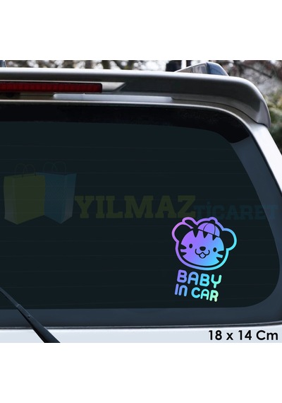 Sevimli Şapkalı Köpek Arabada Bebek Var Hologram Oto Sticker