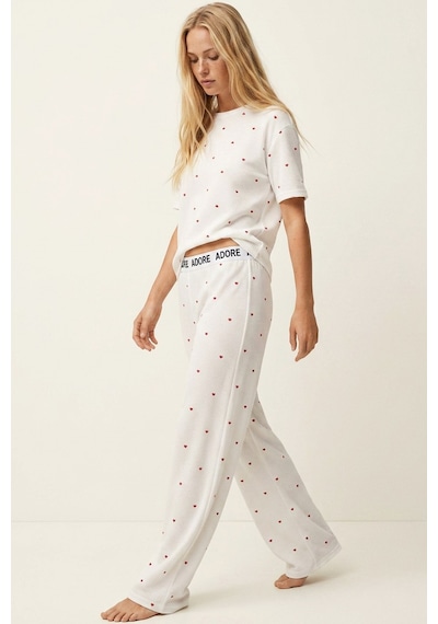 Siyah İnci İnce Soft Dokulu Örme Mevsimlik Pijama Takımı 8046 Kırmızı Kalp Siyah İnci İnce Soft Dokulu Örme Mevsimlik Pijama Takımı 8046 Kırmızı Kalp