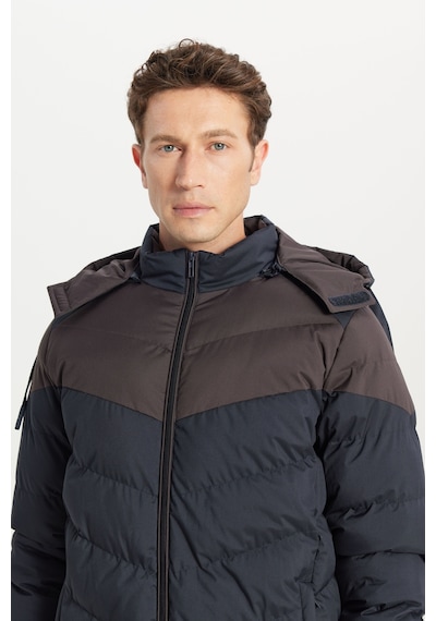 AC&Co / Altınyıldız Classics Erkek Lacı Kahve Standart Fit Normal Kesim Dik Yaka Kapüşonlu Yan Cepli Kaban Lacı Kahve AC&Co / Altınyıldız Classics Erkek Lacı Kahve Standart Fit Normal Kesim Dik Yaka Kapüşonlu Yan Cepli Kaban Lacı Kahve