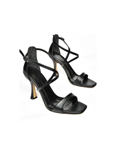 Fox Shoes S569815409 Siyah Kadın Ayakkabı Siyah