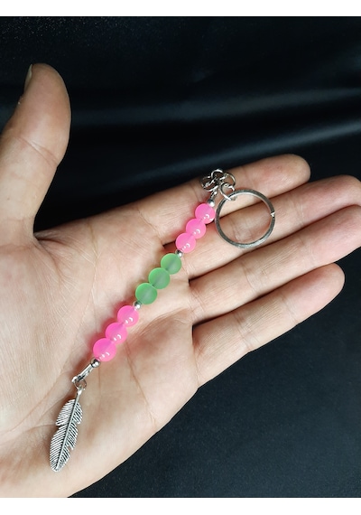 Mryart Pembe Cam Boncuk Ve Yeşim Taşı Anahtarlık Tüy Figürlü, El Yapımı Çok Renkli
