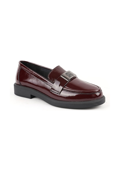 Libero Kadın Loafer Günlük Hakiki Deri Parlak Rugan Metal Toka Detaylı Maskülen Esnek Kauçuk Taban L061.528 Bordo