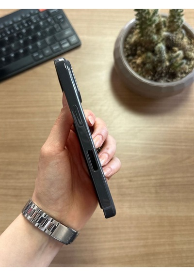 Apple Uyumlu iPhone 16 Pro Max Animasyonlu Stylus Silikon Kılıf Siyah