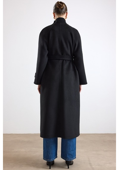 Olcay Dik Yaka Pat Detaylı Oversize Kaban Siyah 3177