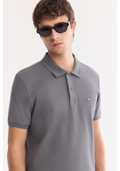 Avva Erkek Antrasit Kıvrılmaz Polo Yaka %100 Pamuk Basic Regular Fit T-shirt B001032 Avva Erkek Antrasit Kıvrılmaz Polo Yaka %100 Pamuk Basic Regular Fit T-shirt B001032