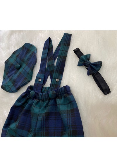Eylülce Butik Yeşil Ekoseli Çocuk Askılı Şort Salopet & Ressam Şapkası & Papyon Takım